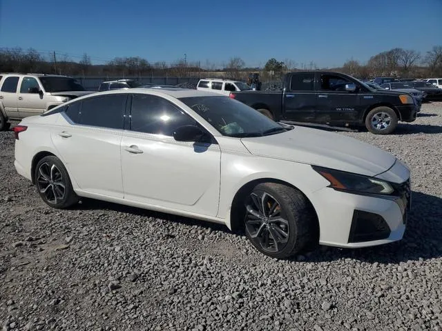 1N4BL4CV7RN337446 2024 2024 Nissan Altima- SR 4