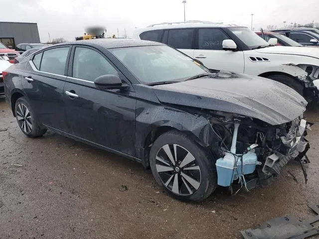 1N4BL4DW4NN348647 2022 2022 Nissan Altima- SV 4