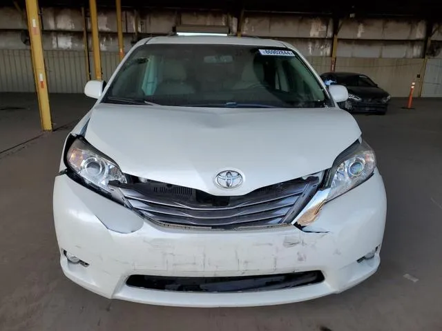 5TDYZ3DC8HS896605 2017 2017 Toyota Sienna- Xle 5