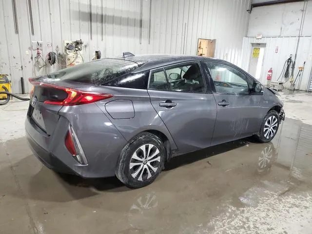 JTDKAMFP6N3221397 2022 2022 Toyota Prius- LE 3