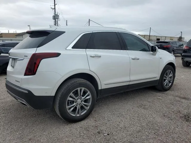 1GYKNCRS7NZ181515 2022 2022 Cadillac XT5- Premium Luxury 3