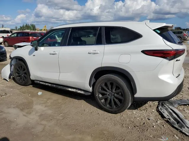 5TDKDRAH6PS031279 2023 2023 Toyota Highlander- L 2