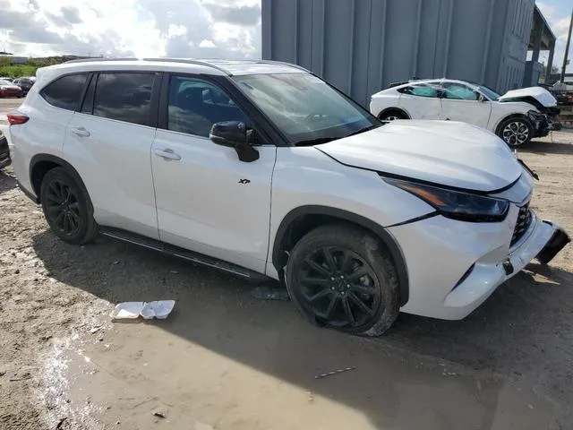 5TDKDRAH6PS031279 2023 2023 Toyota Highlander- L 4