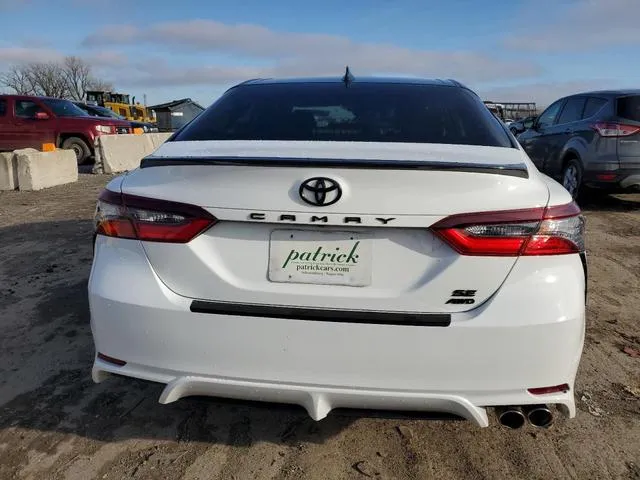 4T1G11BK1NU068822 2022 2022 Toyota Camry- SE 6