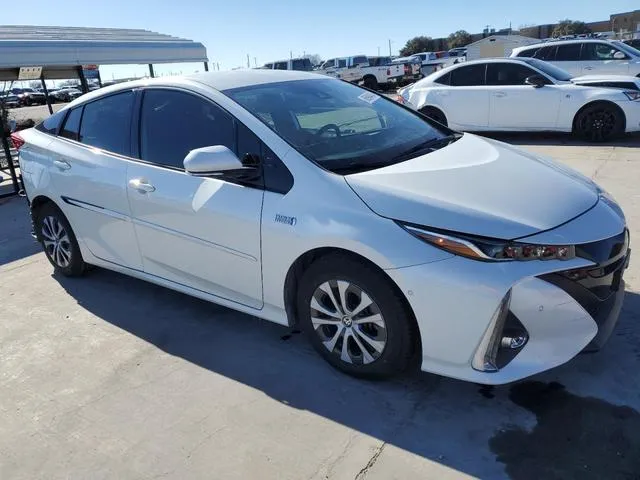 JTDKARFPXL3130451 2020 2020 Toyota Prius- LE 4