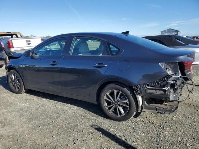 3KPF24AD2PE513037 2023 2023 KIA Forte- LX 2