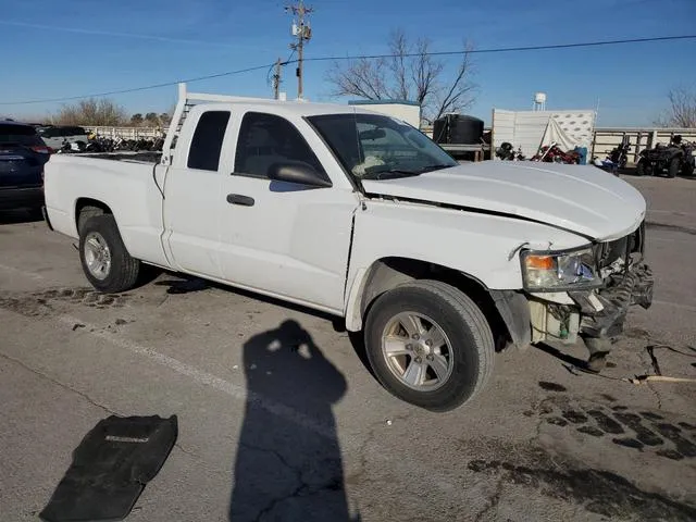 1D7HE32NX8S565330 2008 2008 Dodge Dakota- Sxt 4