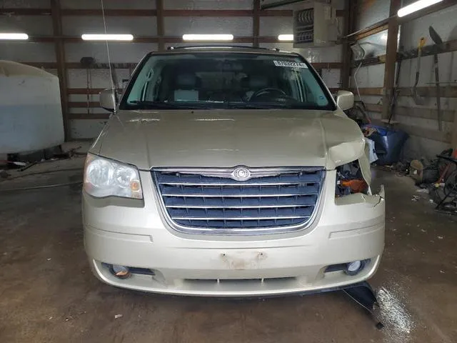 2A4RR8DX2AR496200 2010 2010 Chrysler Town and Country- Tour 5