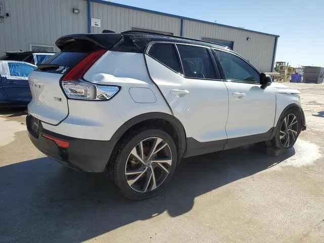 YV4162UM9N2722040 2022 2022 Volvo XC40- T5 R-Design 3