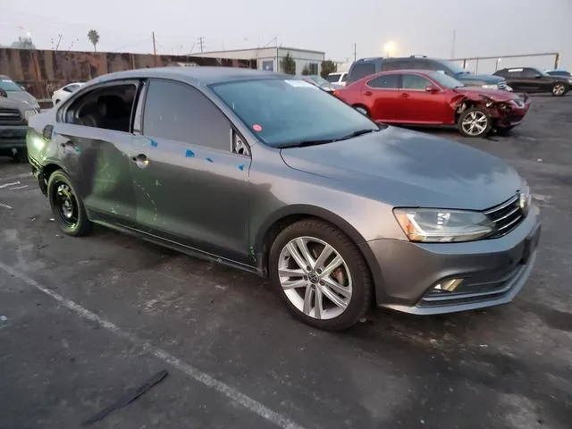 3VWL17AJ8HM399563 2017 2017 Volkswagen Jetta- Sel 4