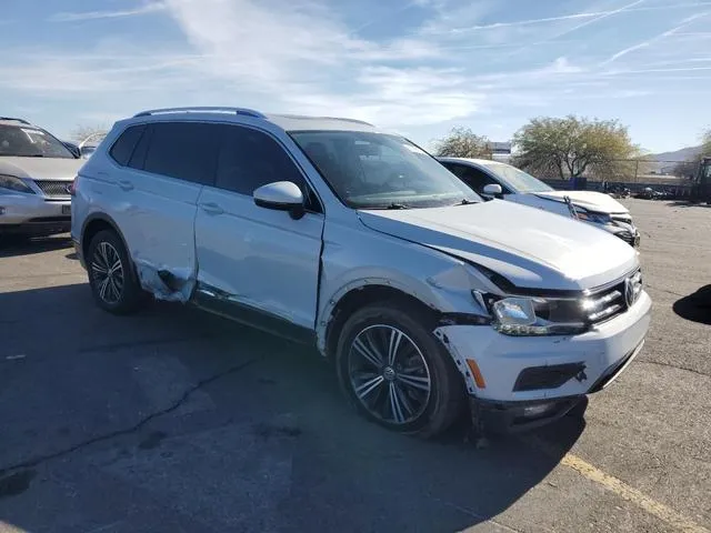 3VV3B7AXXJM008053 2018 2018 Volkswagen Tiguan- SE 4