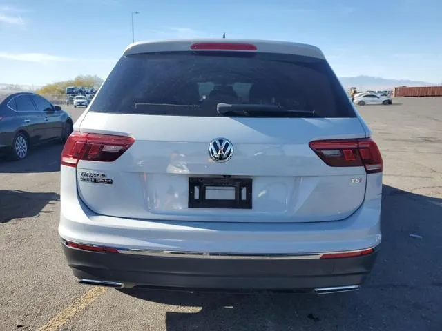 3VV3B7AXXJM008053 2018 2018 Volkswagen Tiguan- SE 6