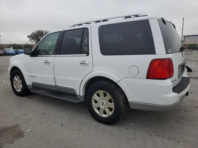 5LMFU27R63LJ27586 2003 2003 Lincoln Navigator 2