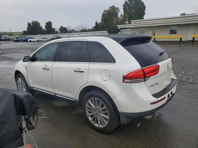 2LMDJ6JK7FBL25608 2015 2015 Lincoln MKX 2