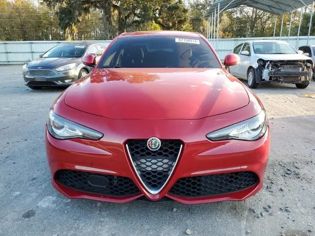 ZARFAEBN0J7565862 2018 2018 Alfa Romeo Giulia 5