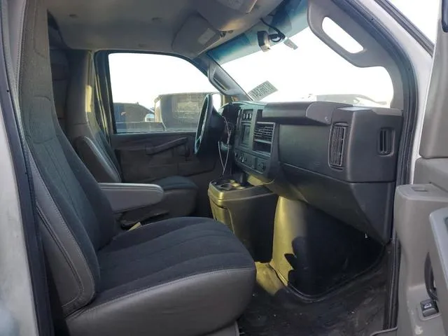 1GCWGAFG3L1164812 2020 2020 Chevrolet Express 10