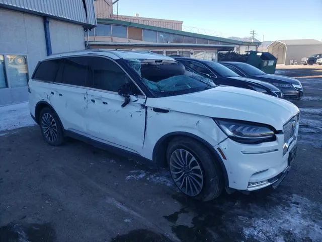 5LM5J7XC9LGL13077 2020 2020 Lincoln Aviator- Reserve 4