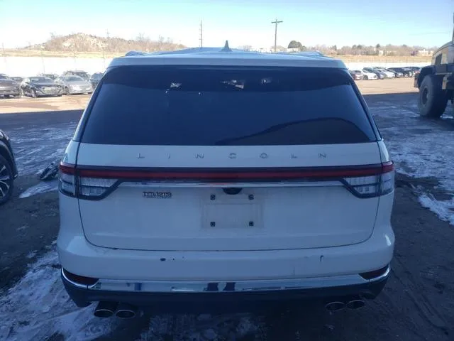 5LM5J7XC9LGL13077 2020 2020 Lincoln Aviator- Reserve 6