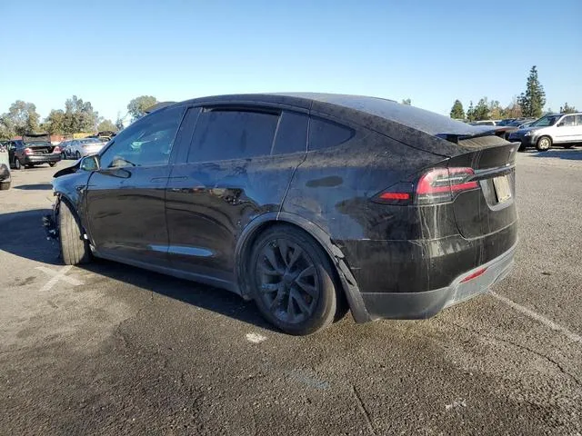 7SAXCBE69NF350673 2022 2022 Tesla MODEL X 2