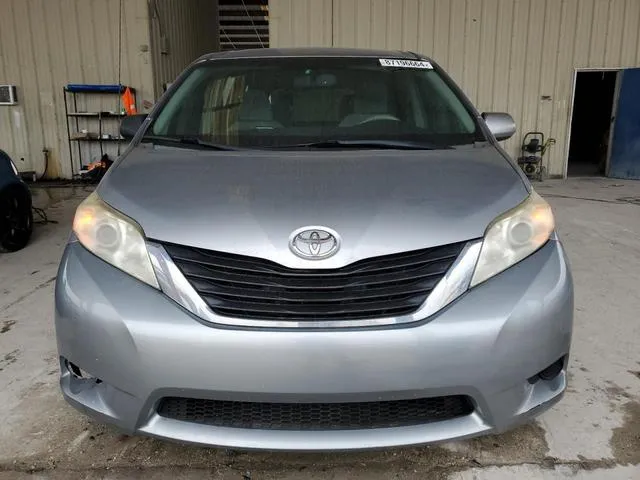 5TDKK3DC1ES426826 2014 2014 Toyota Sienna- LE 5