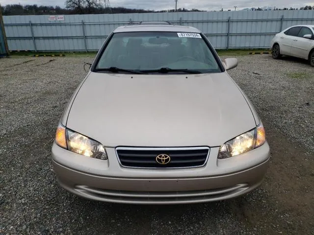 4T1BF28K51U126949 2001 2001 Toyota Camry- LE 5