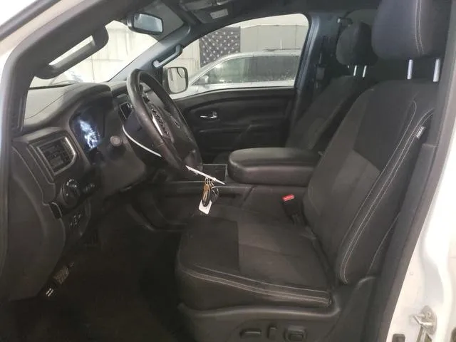 1N6AA1E52KN514592 2019 2019 Nissan Titan- SV 7