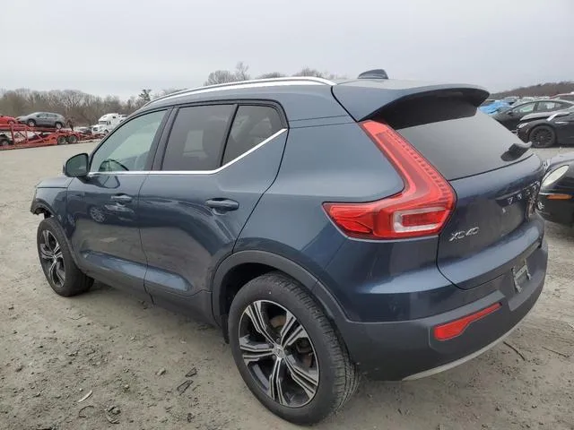 YV4162UL7M2543503 2021 2021 Volvo XC40- T5 Inscription 2