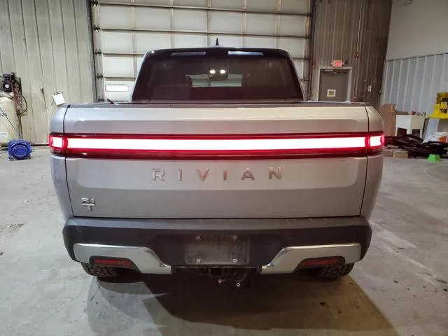 7FCTGCAA0RN030370 2024 2024 Rivian R1T- Adventure 6