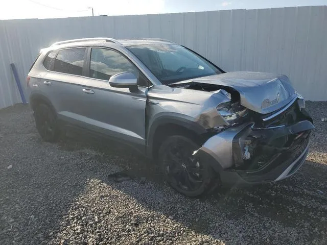 3VVEX7B28RM124800 2024 2024 Volkswagen Taos- SE 4