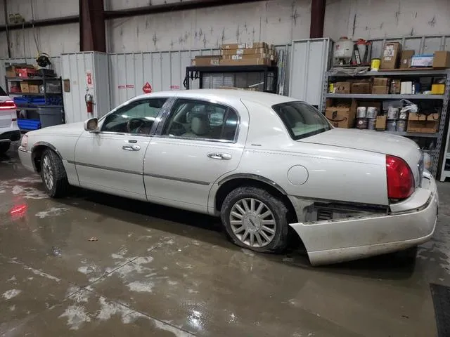 1LNHM83W04Y649628 2004 2004 Lincoln Town Car- Ultimate 2