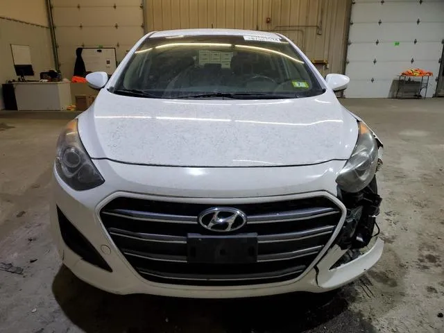 KMHD35LH1GU251602 2016 2016 Hyundai Elantra 5