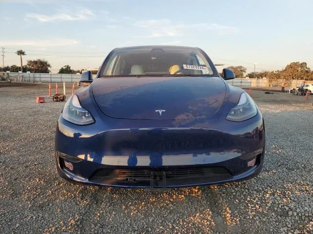 7SAYGDEE3NF544384 2022 2022 Tesla MODEL Y 5