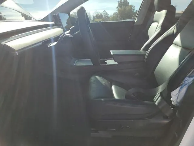 5YJYGDEE7MF213643 2021 2021 Tesla MODEL Y 7