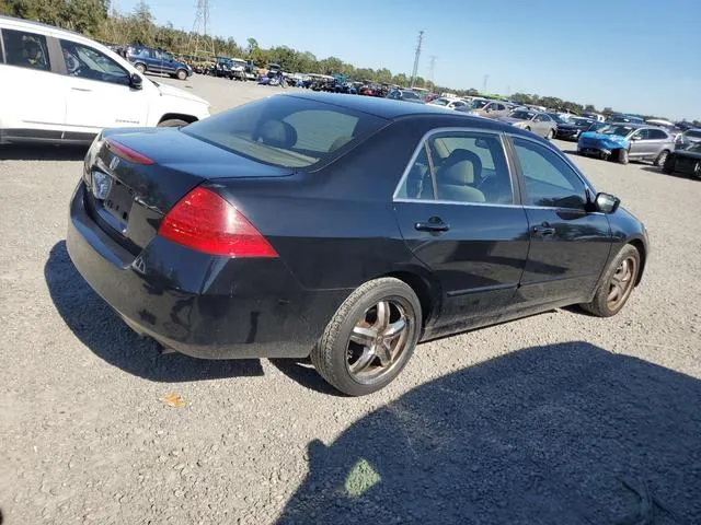 1HGCM664X7A021832 2007 2007 Honda Accord- SE 3