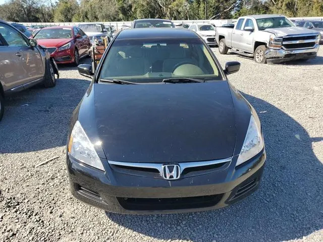 1HGCM664X7A021832 2007 2007 Honda Accord- SE 5