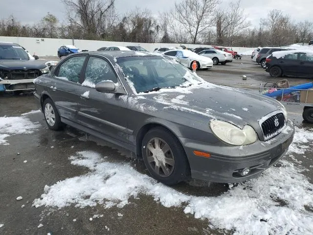 KMHWF25S52A703469 2002 2002 Hyundai Sonata- GL 4