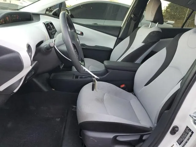 JTDKARFU1K3072766 2019 2019 Toyota Prius 7