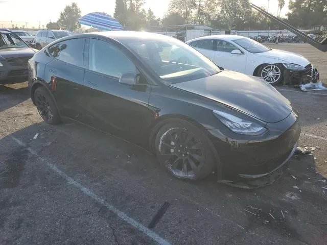 5YJYGDEE7MF233116 2021 2021 Tesla MODEL Y 4