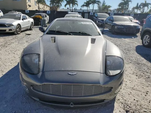 SCFAC23374B501394 2004 2004 Aston Martin Vanquish 5