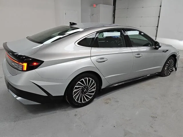 KMHL34JJ6SA104651 2025 2025 Hyundai Sonata- Hybrid 3