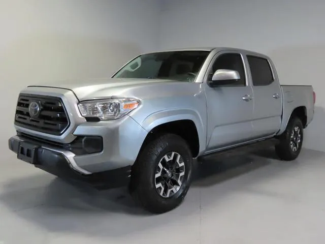 3TMCZ5AN5JM138156 2018 2018 Toyota Tacoma- Double Cab 2