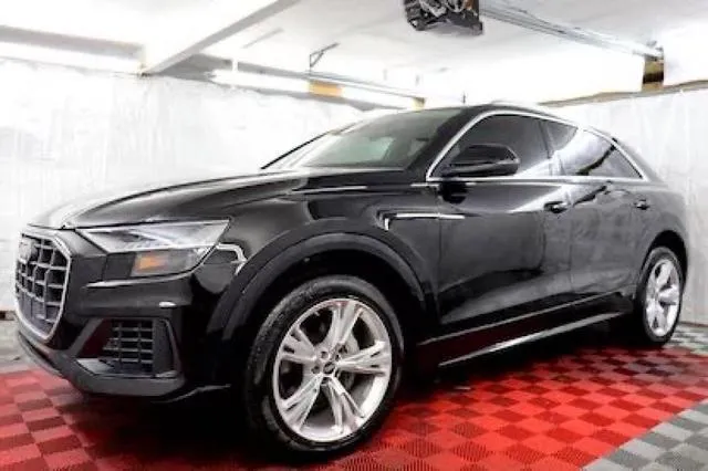 WA1AVBF1XPD017791 2023 2023 Audi Q8- Premium 2