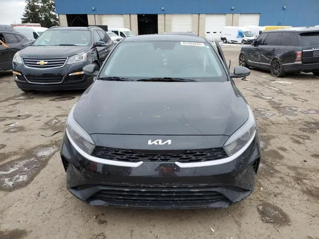 3KPF24AD7PE571998 2023 2023 KIA Forte- LX 5