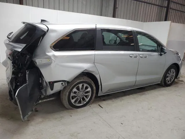 5TDKRKEC1RS213160 2024 2024 Toyota Sienna- LE 3