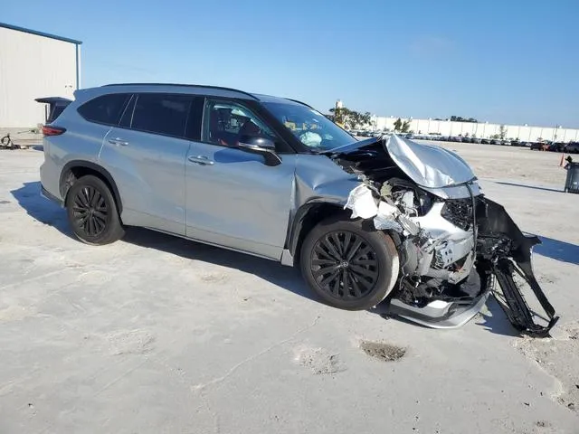 5TDKDRAH7PS017438 2023 2023 Toyota Highlander- L 4