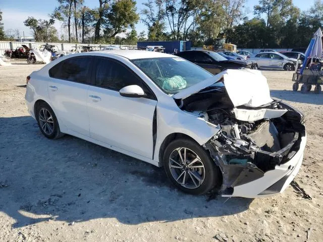 3KPF24AD3PE514388 2023 2023 KIA Forte- LX 4