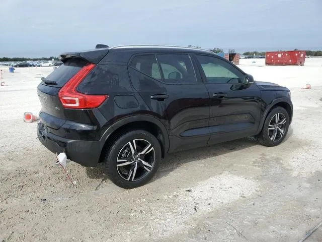 YV4K92HK0P2916897 2023 2023 Volvo XC40- Core 3