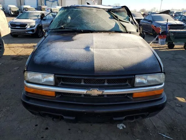 1GNCT18W7YK143649 2000 2000 Chevrolet Blazer 5