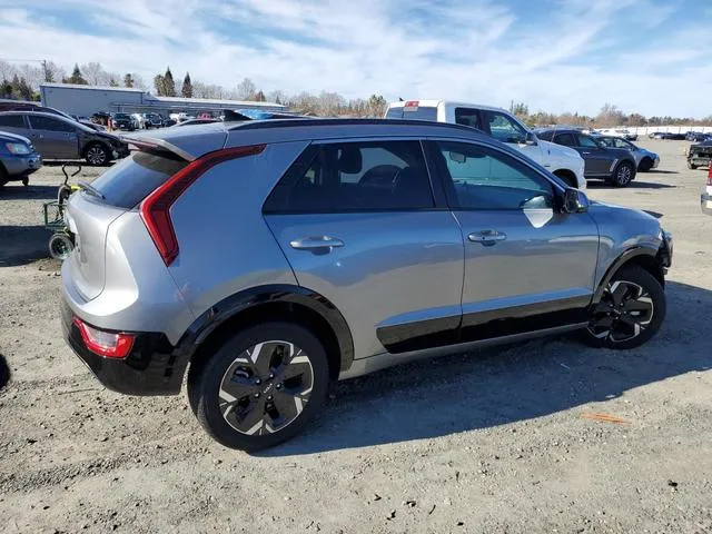 KNDCR3L10P5028841 2023 2023 KIA Niro- Wind 3