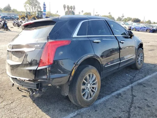 1GYKNCRS4JZ125039 2018 2018 Cadillac XT5- Luxury 3